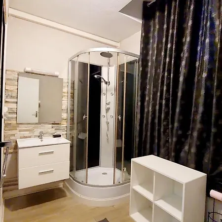 Apparemment Nawe * Tarbes